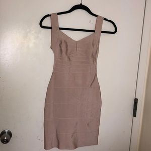 Great wedding guest dress